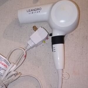 Leandro Limited White Hair Dryer